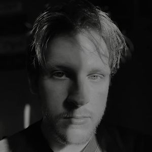 Meet your Posher, Leo